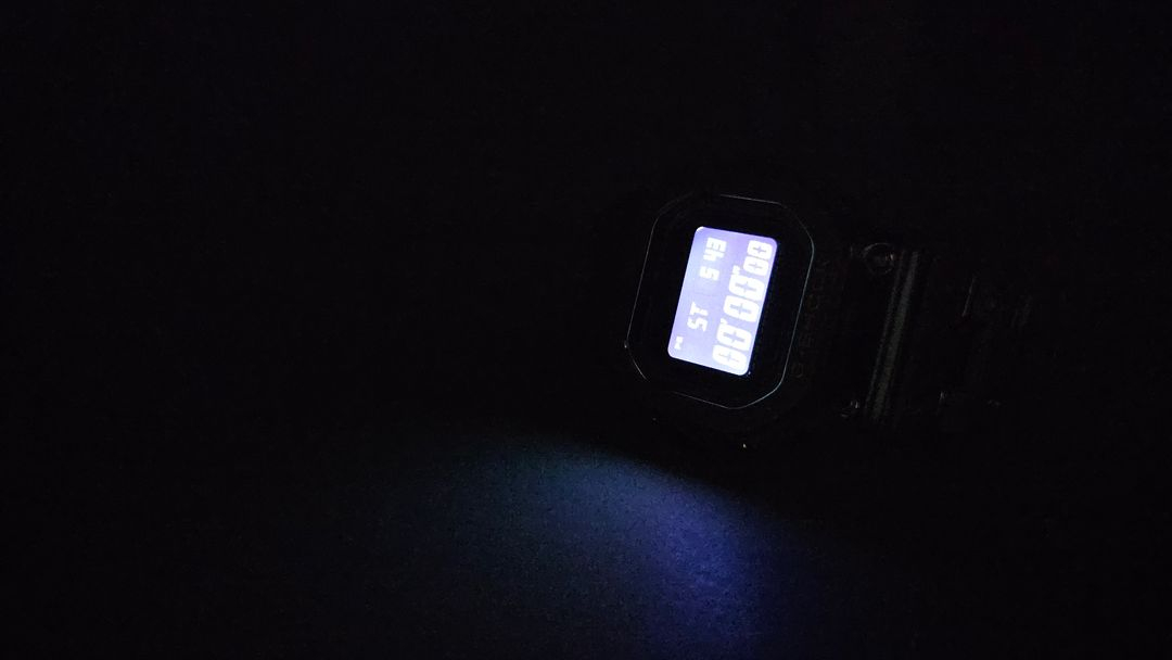 카시오 지샥 GMW-B5000GD 풀메 금장 이미지