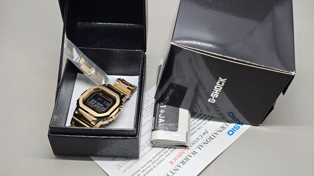 카시오 지샥 GMW-B5000GD 풀메 금장 이미지