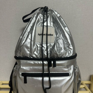 아프리콧스튜디오 캐스터네츠 백팩 실버