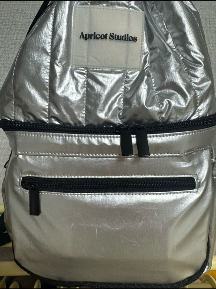 아프리콧스튜디오 캐스터네츠 백팩 실버--4
