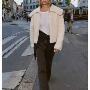 자라 부클 니트 자켓