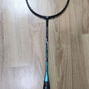 요넥스 나노플레어 700 팝니다.(정품아님)