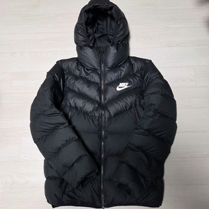 나이키 윈드러너 블랙패딩 m사이즈 팝니다. 이미지