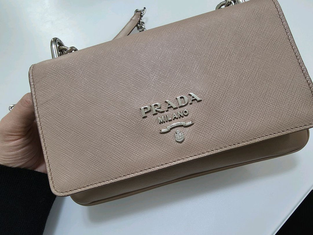 프라다 사피아노 미니 크로스백 1BD144 이미지