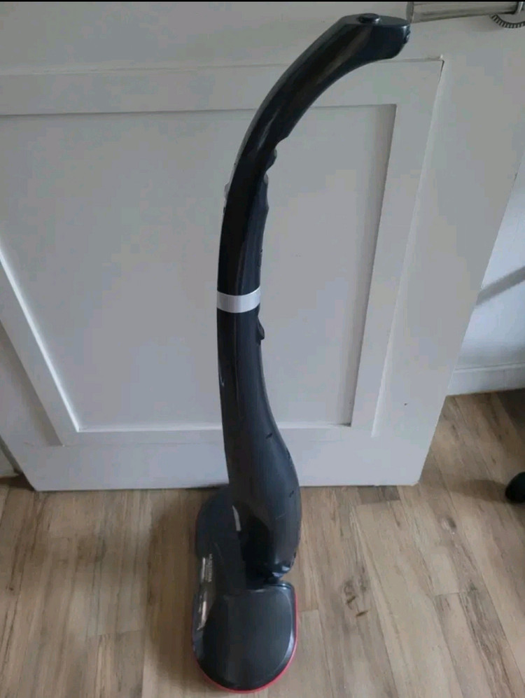 휴스톰 무선 물걸레 청소기 HS-9000(택배포함)--1