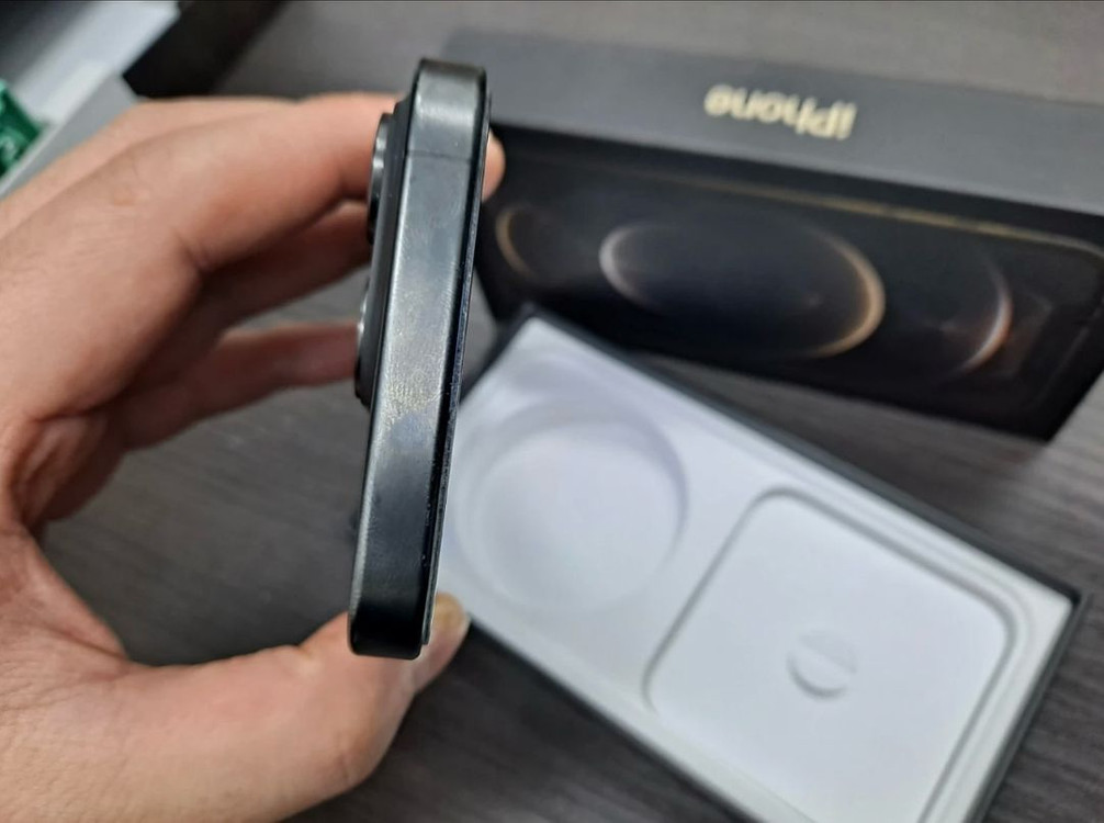 아이폰 15프로 128기가 블랙 급처분--3