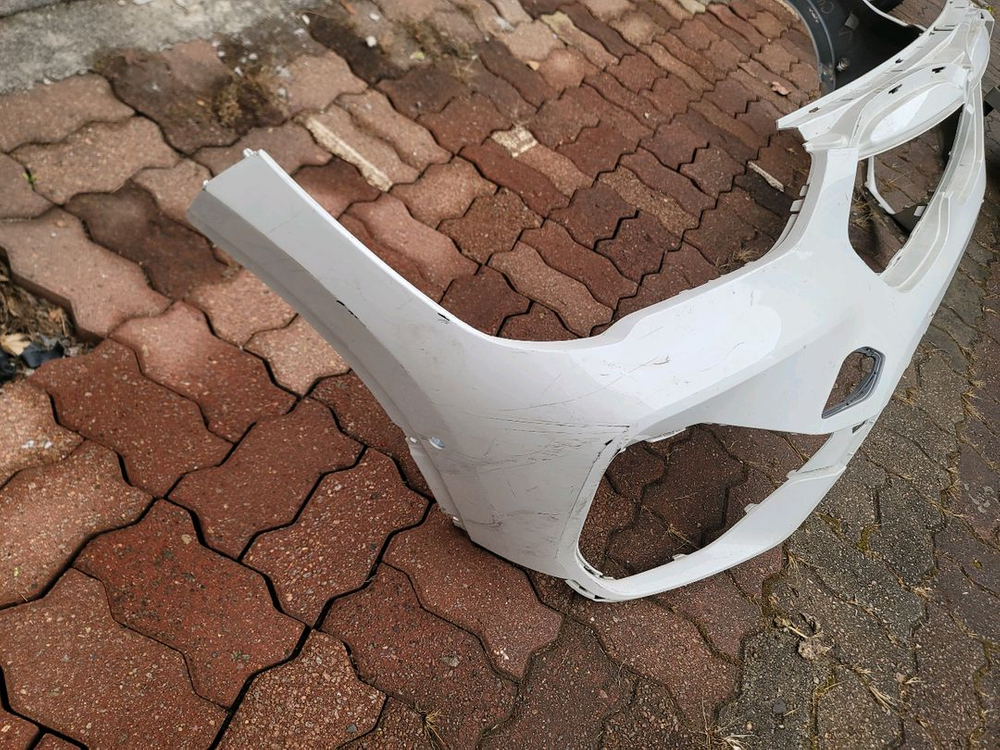 BMW X1 F48 범퍼 (2세대, 페이스리프트/LCI 모델, 2019~2023년식 또는 2022년까지 일부 시장)--2