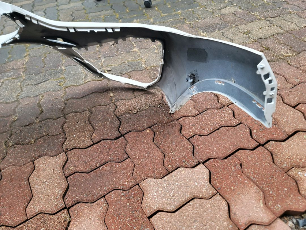 BMW X1 F48 범퍼 (2세대, 페이스리프트/LCI 모델, 2019~2023년식 또는 2022년까지 일부 시장)--3