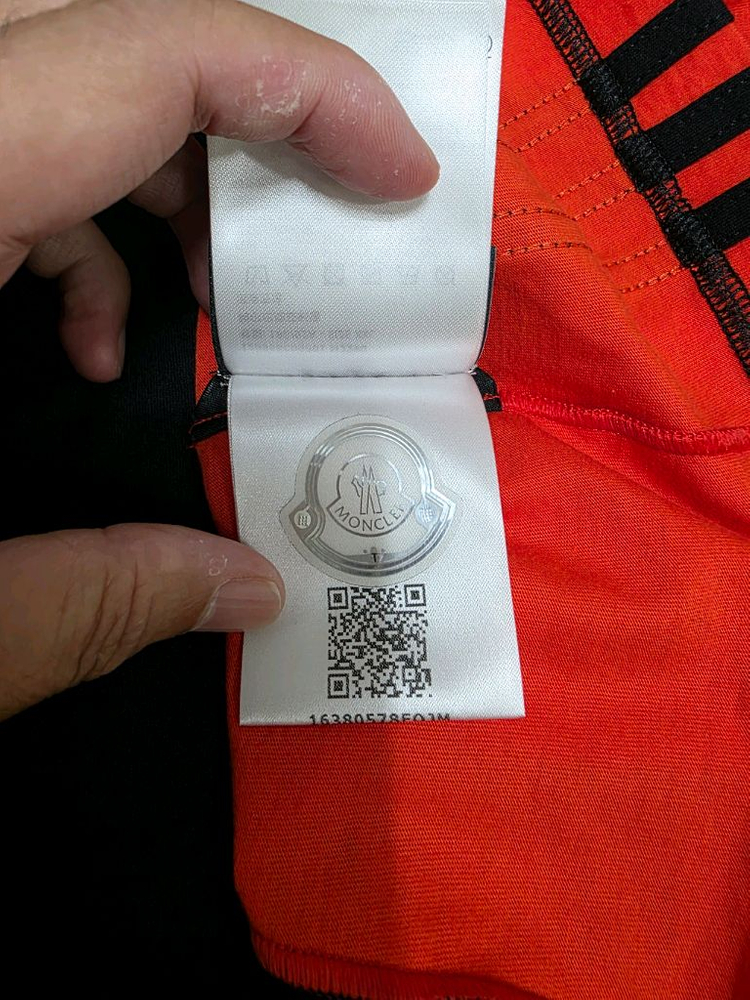 몽클레어 아디다스 콜라보 티셔츠 정품 이미지