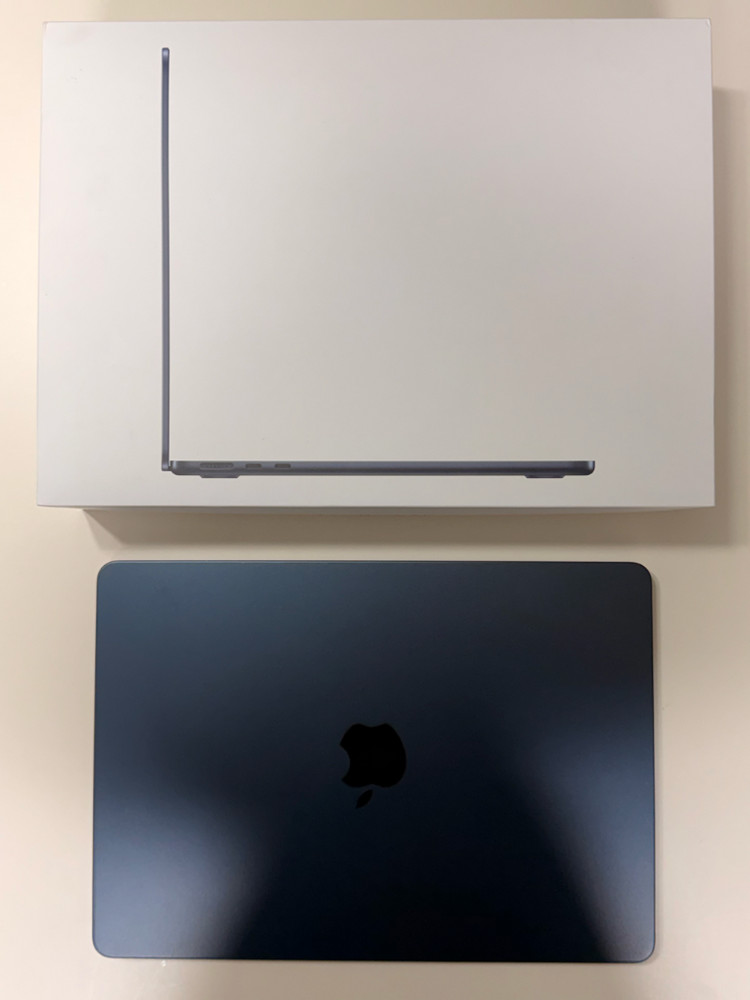 맥북 에어 13인치 M2 미드나이트 8GB / 256GB--3