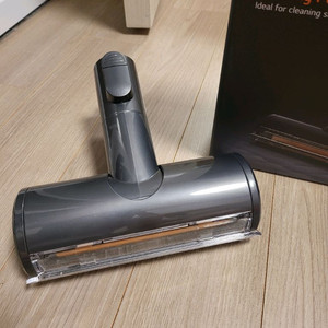 LG 코드제로 A9 침구 파워 브러시 헤드팝니다.