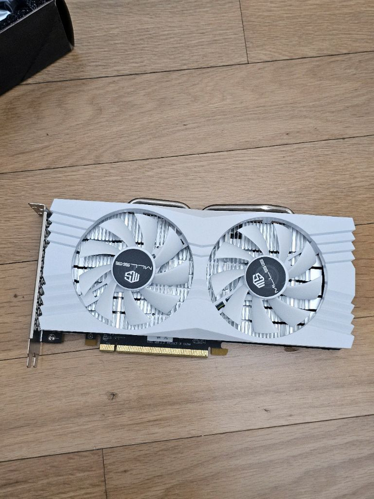 Mllse RX 580 2048SP 8GB--0