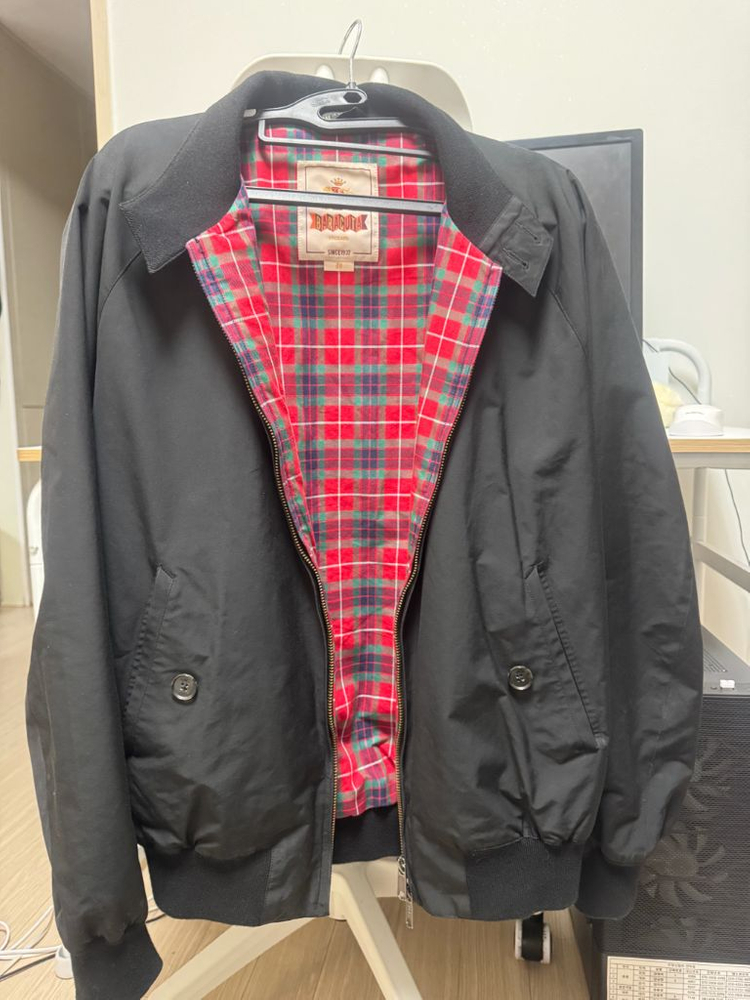 바라쿠타g9 슬림 블랙 40사이즈 상태좋음--5