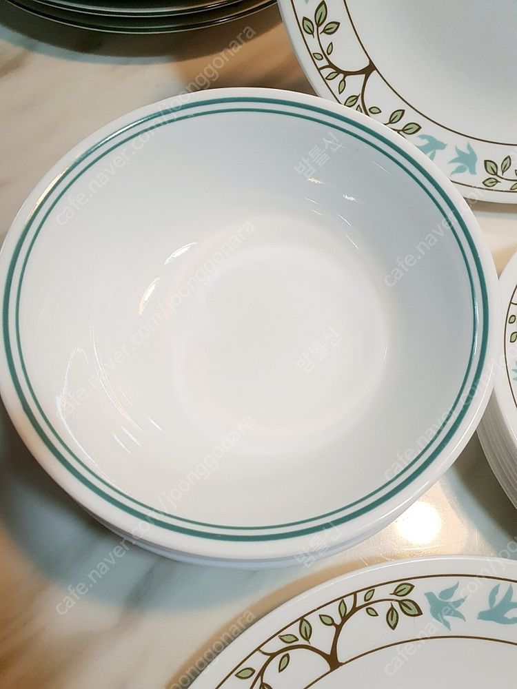 빈티지 코렐 트리버드 대접시와 소접시 개당값 이미지