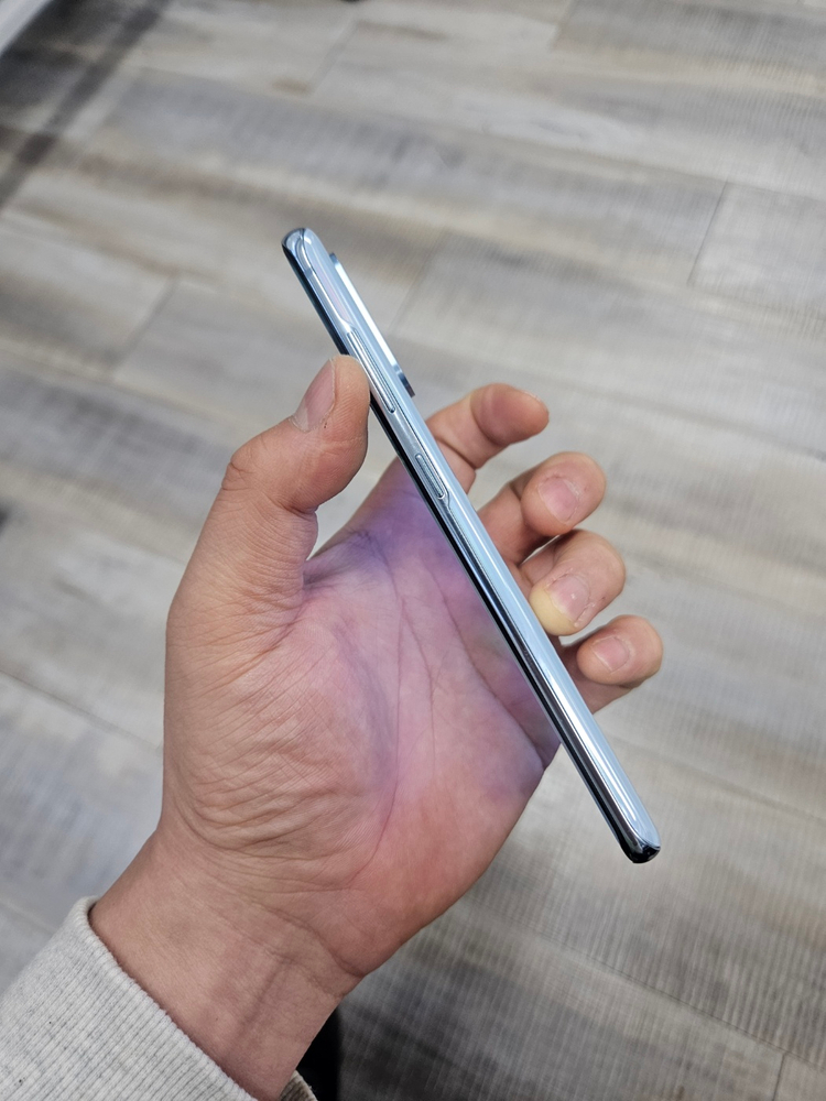 갤럭시S20스카이블루 G981 중고폰 판매--5