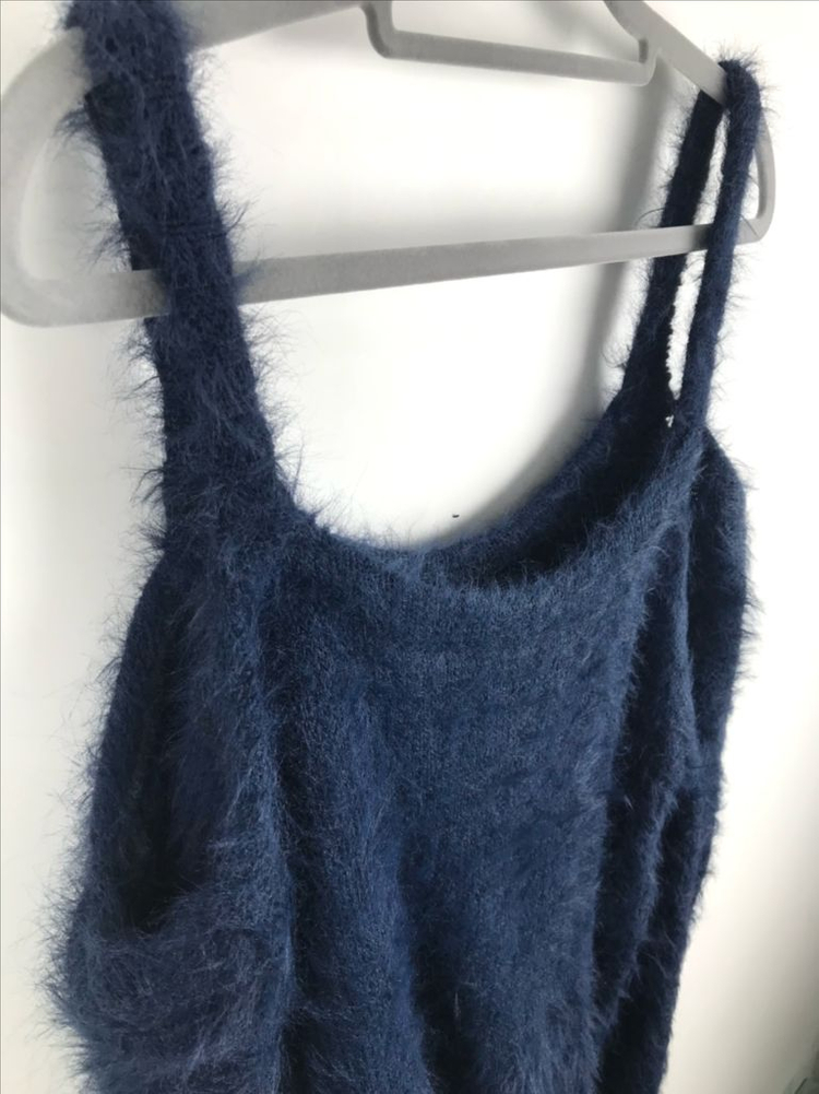 오네갸루 네이비 앙고라 오프숄더 니트 y2k 빈티지 맨투맨 남색 핀터레스트--2