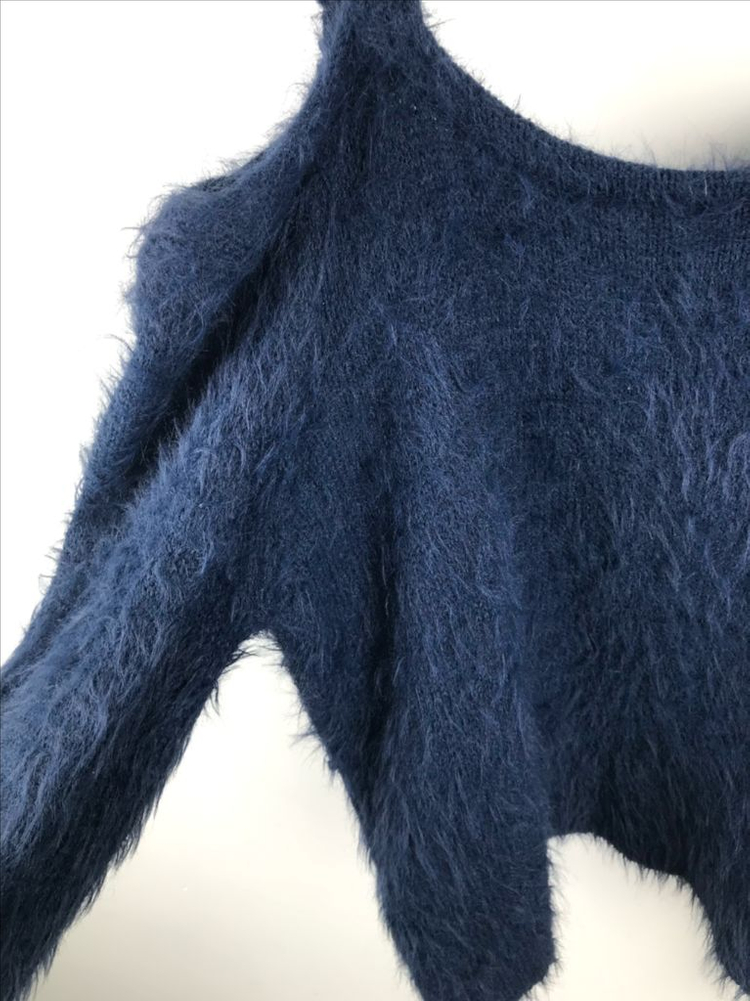 오네갸루 네이비 앙고라 오프숄더 니트 y2k 빈티지 맨투맨 남색 핀터레스트--4
