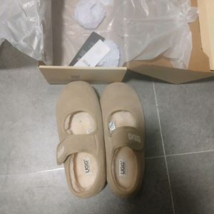 어그 메리제인 신발(정품)