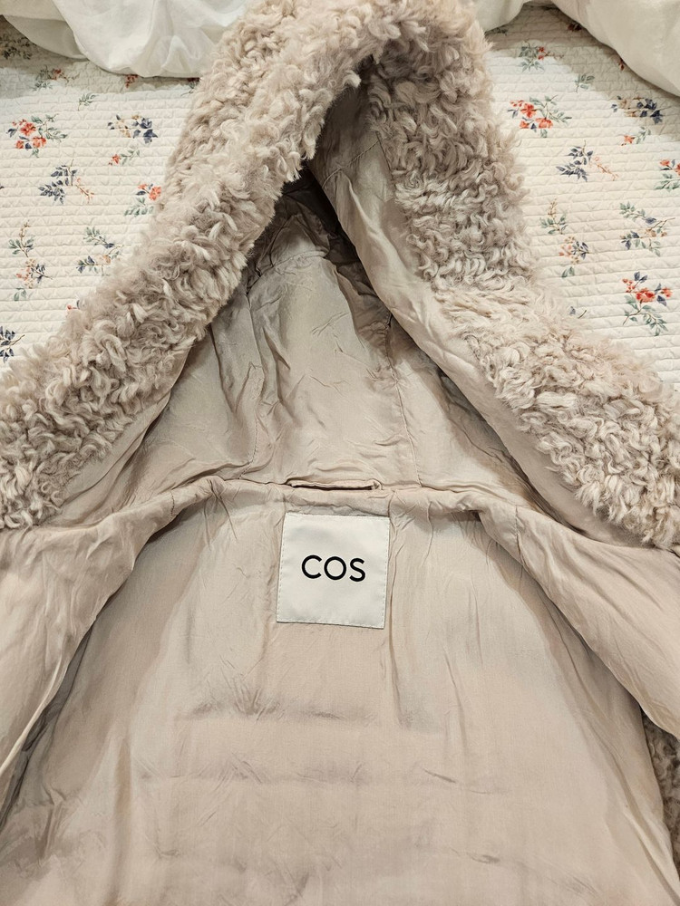 코스 cos 에코퍼 양털 후드 베스트 38사이즈 이미지