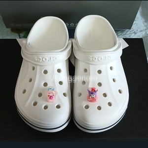 크록스235 m5w7 바야밴드 화이트 지비츠포함 거의새거