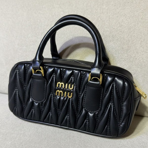 가품 가방 처분합니다