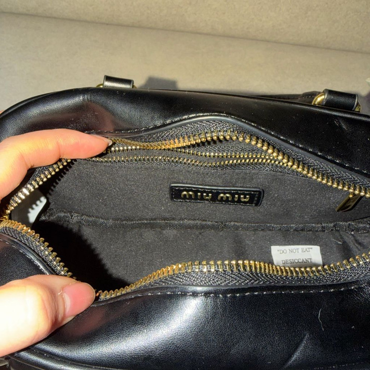 가품 가방 처분합니다--2