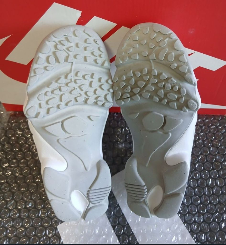 나이키키즈 에어리프트200화이트 이미지