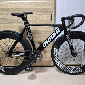 2020 언노운 싱귤러리티 2. 한정판 픽시 자전거