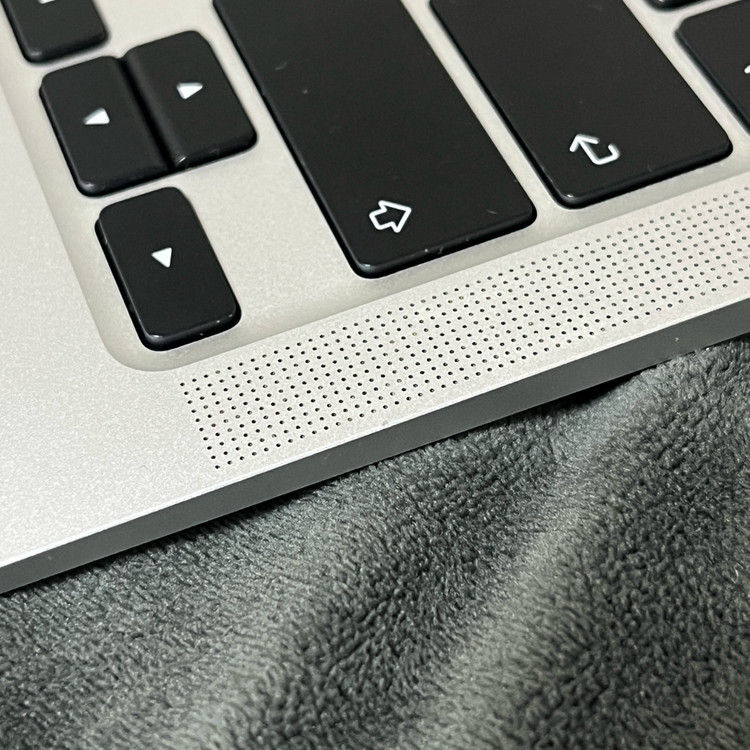 2020 맥북 에어 M1 8GB--3