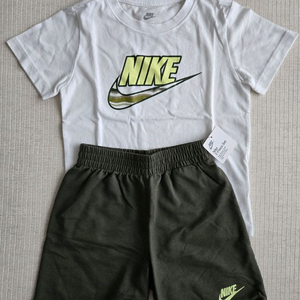 나이키키즈 6세 새상품 이미지