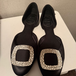 크리스탈 장식 플랫슈즈 로저비비에 보석플랩류즈36 이미지