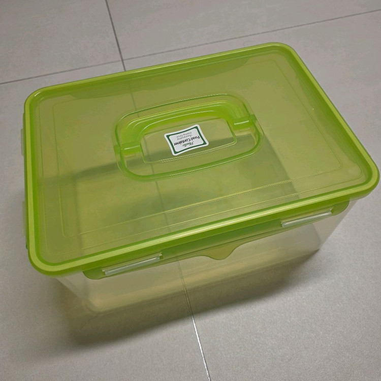 사각밀폐용기 30개 나눔합니다--1