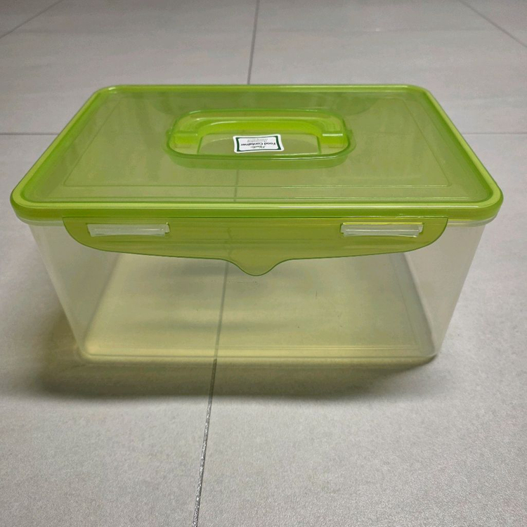 사각밀폐용기 30개 나눔합니다--2