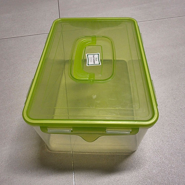 사각밀폐용기 30개 나눔합니다--3