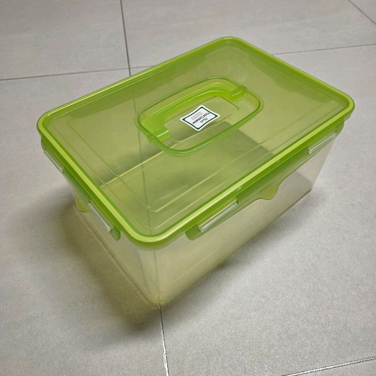 사각밀폐용기 30개 나눔합니다--4