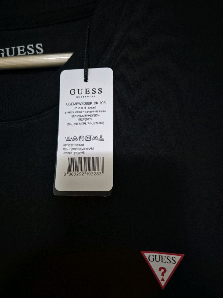 게스 포함 반팔 티셔츠--1