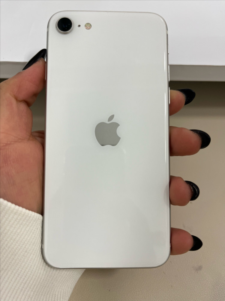 아이폰Se2 64G 화이트 A급!--1