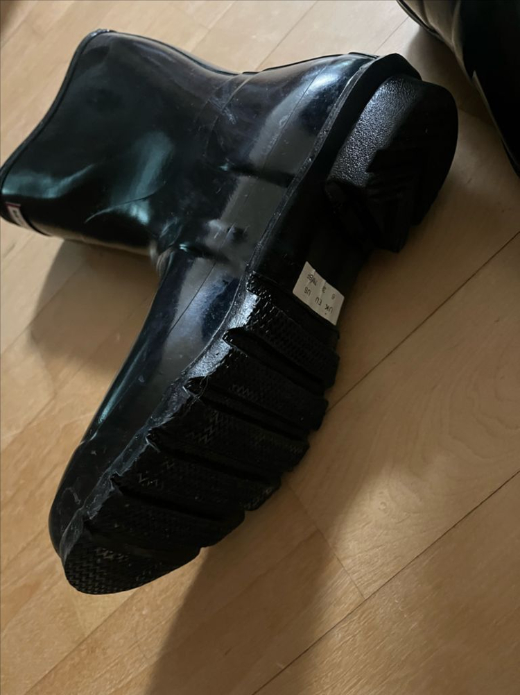 정품 헌터 레인부츠 250 사이즈 안신어서 처분해요--2