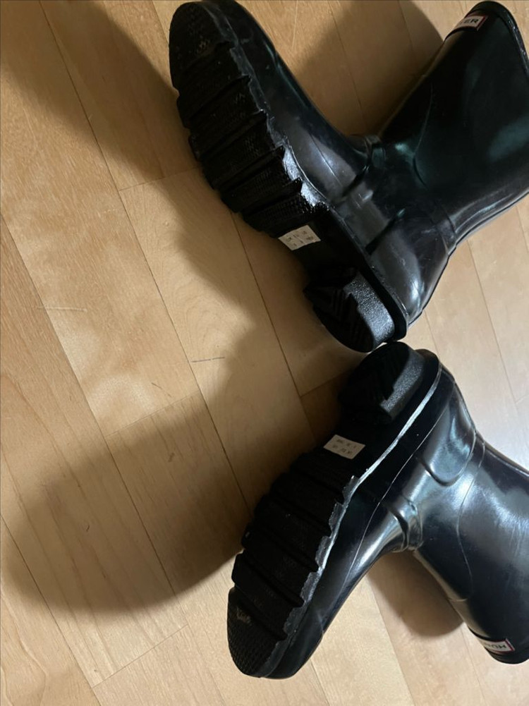 정품 헌터 레인부츠 250 사이즈 안신어서 처분해요--3
