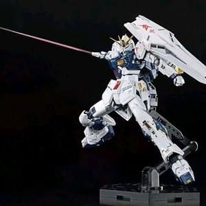 중국제 장룡(장용) RG급 뉴 건담 티타늄피니쉬(티타늄피니시) 프라모델 미개봉 새제품 건프라 판매합니다