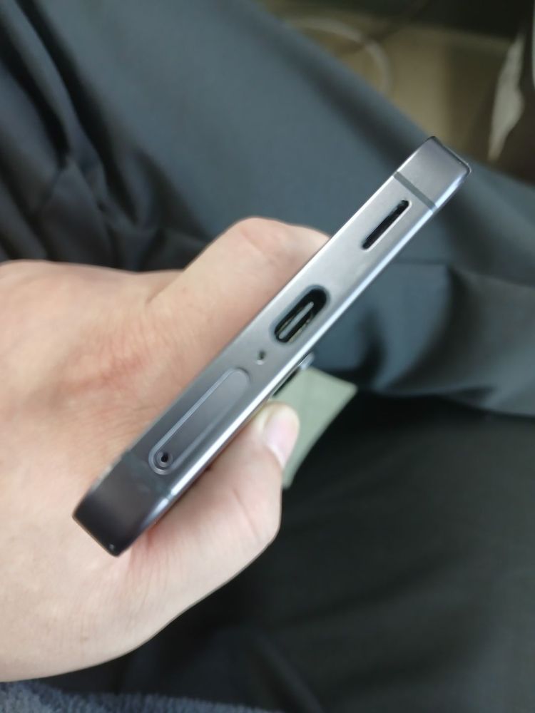 갤럭시 S24 256G 오닉스블랙 판매합니다[52만]--1