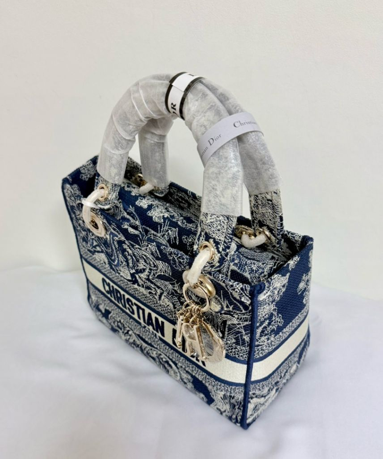 풀박스 새상품> 레이디 호랑이 미듐--1