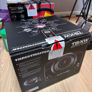 트러스트마스터 ts-xw 베이스
