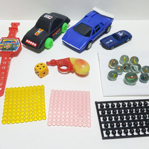 80년대 옛날 장난감 놀이용품 고전완구 고전프라 전격Z작전 미니카 주사위 유리구슬 물총 고무탄 10종 상태 깨끗 이미지