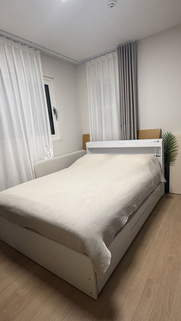 침대 퀸 Q 매트리스 프레임 알파침대 수납 LED 조명--1