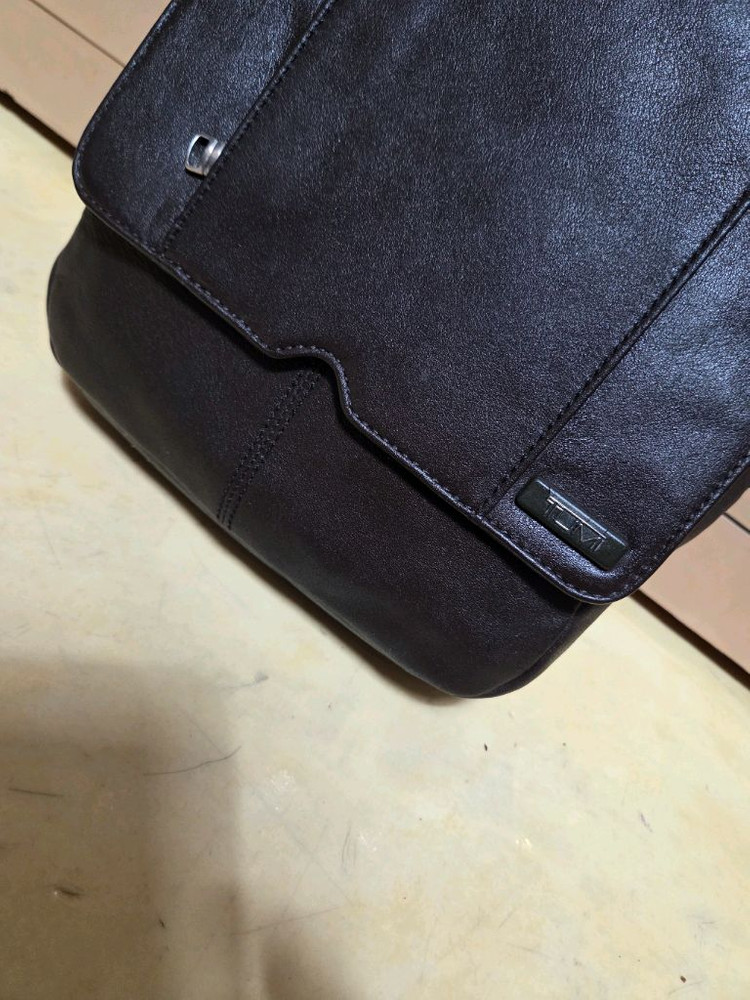 투미 정품 알파브라보 크로스바디 레더--2