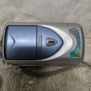 니콘 쿨픽스 2500 황조지 디카 레트로 카메라