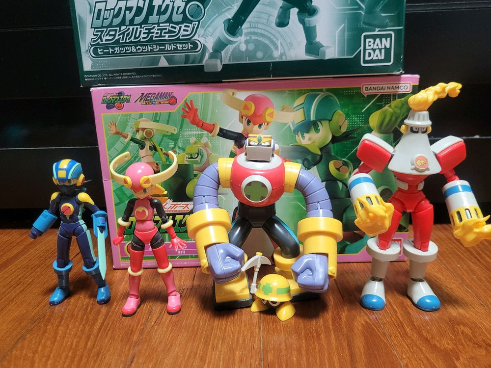 미니프라 고쥬져3탄 블랙대수신+무기,록맨(메가맨)smp 1탄 2탄 팝니다.--2