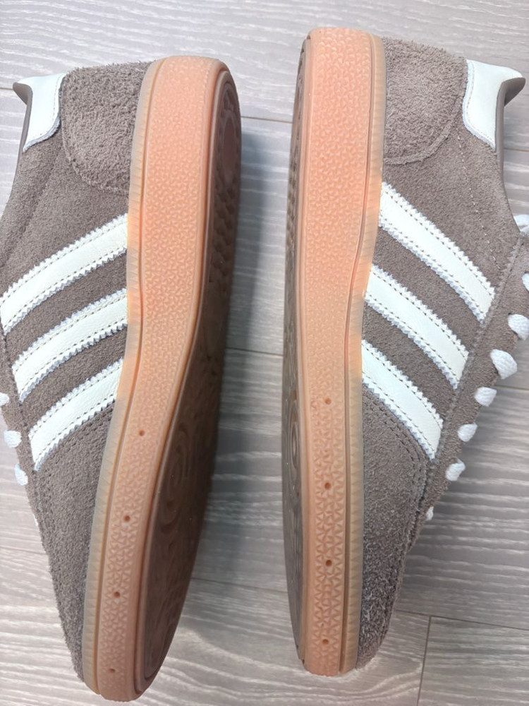 (마지막가격)아디다스 여성 핸드볼스페지알 브라운색상. 225--2