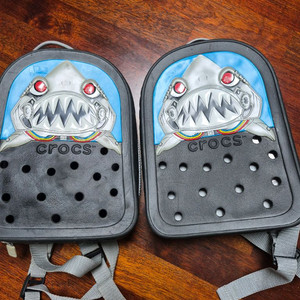 크록스 샤크 아동 가방